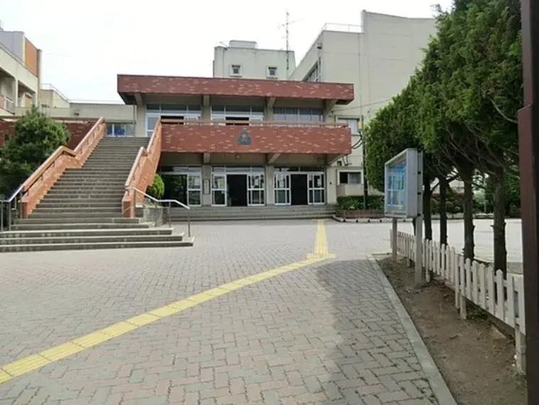 Slide 4