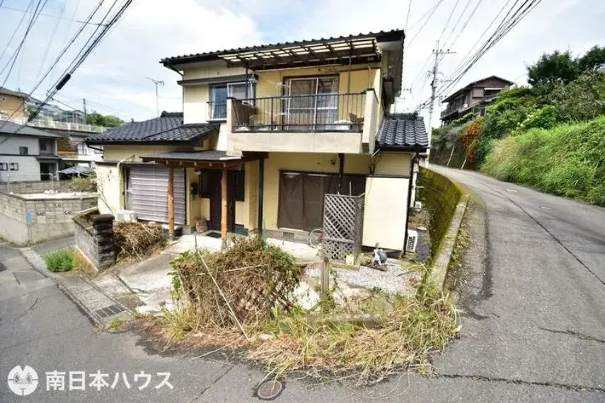Slide 4