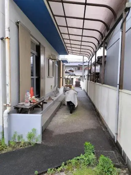 Slide 4