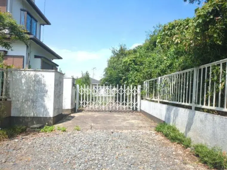 Slide 4