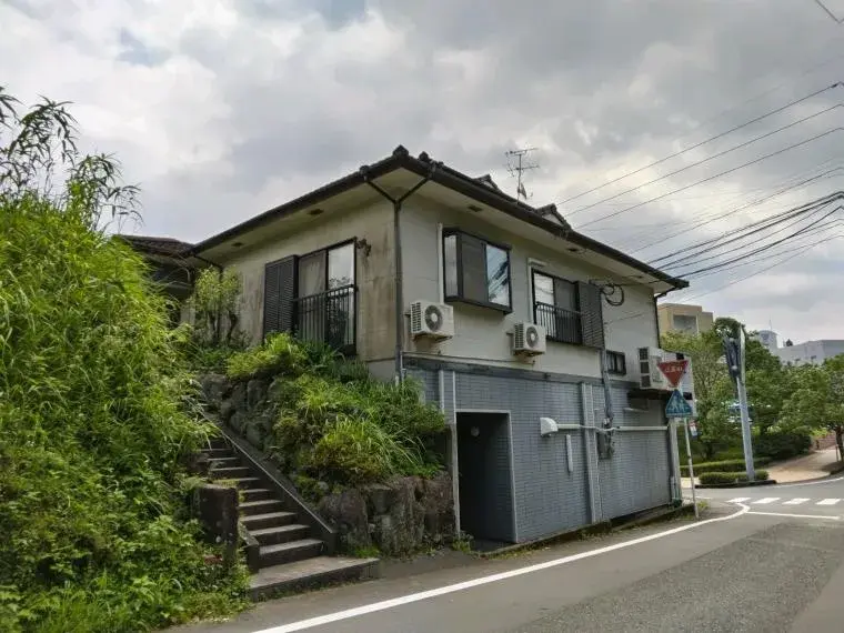 Slide 1