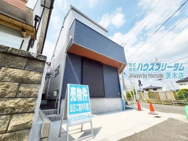 Slide 4