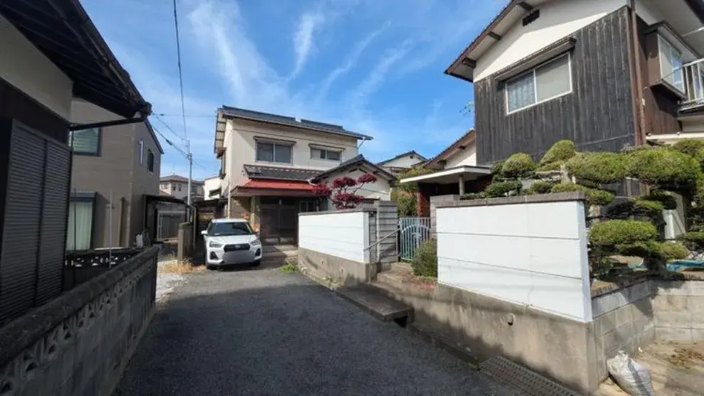 Slide 4