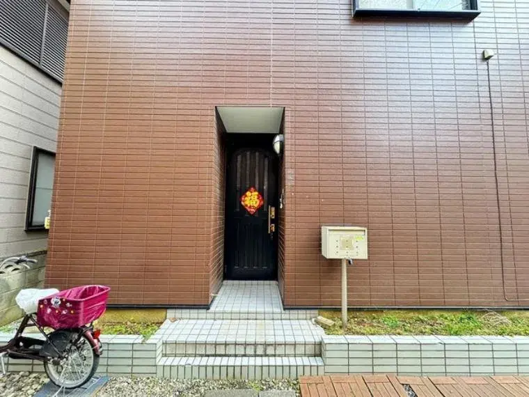 Slide 4