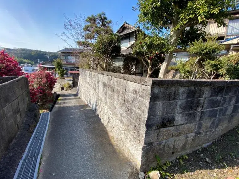Slide 9