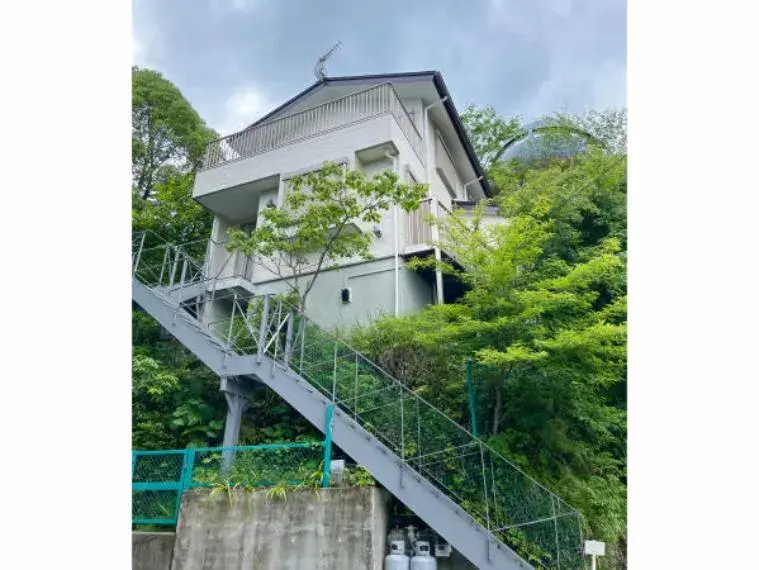 Slide 0