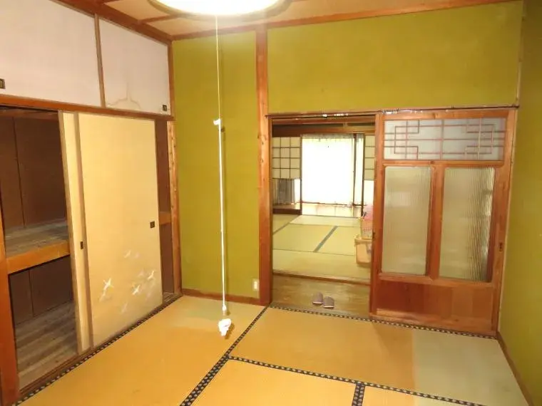 Slide 10