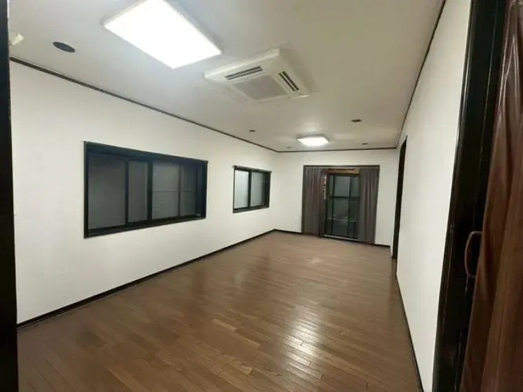 Slide 4