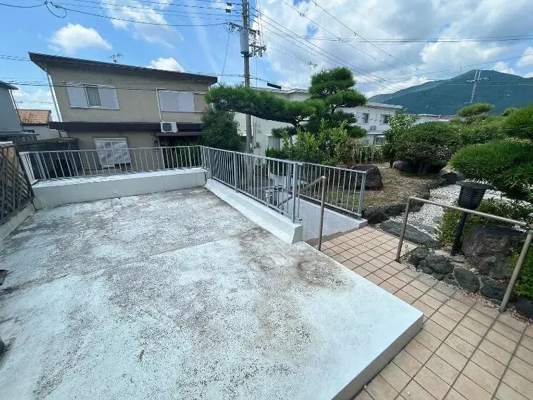 Slide 3