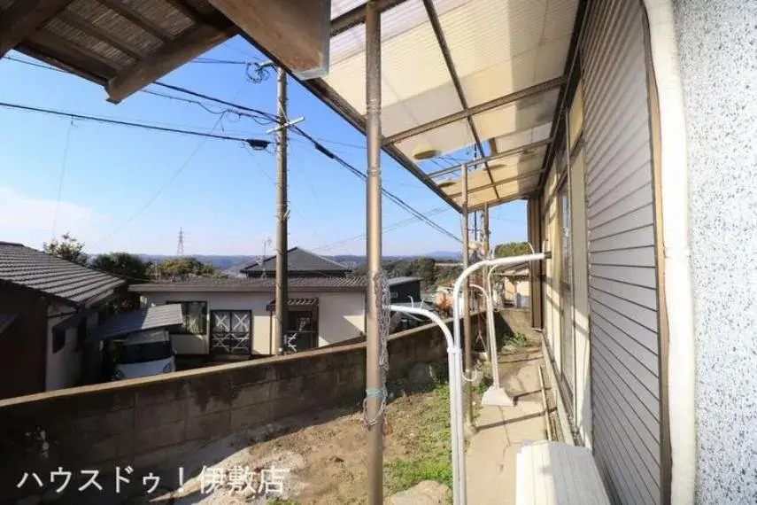 Slide 4
