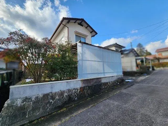 Slide 4