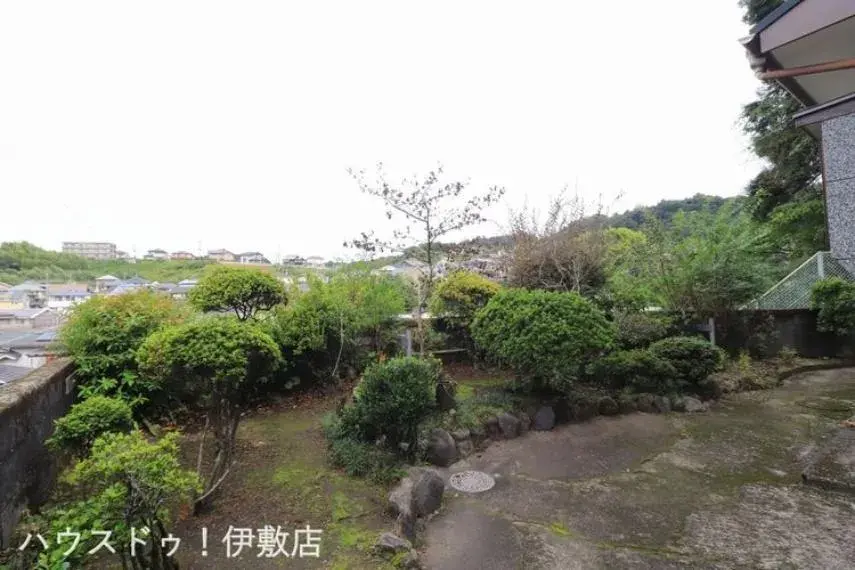 Slide 4