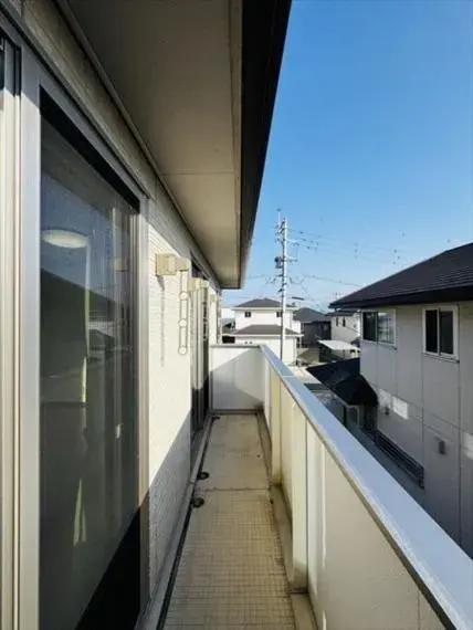 Slide 4