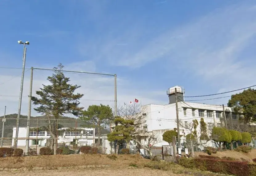 Slide 4
