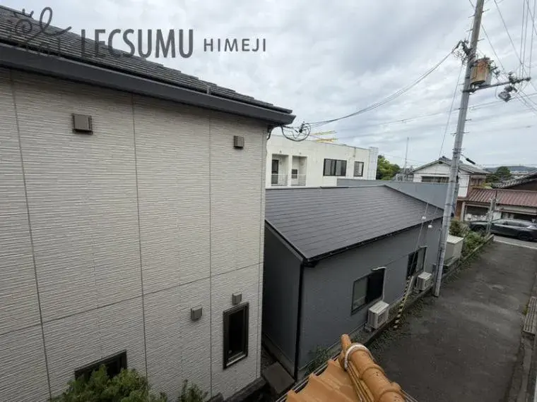 Slide 4