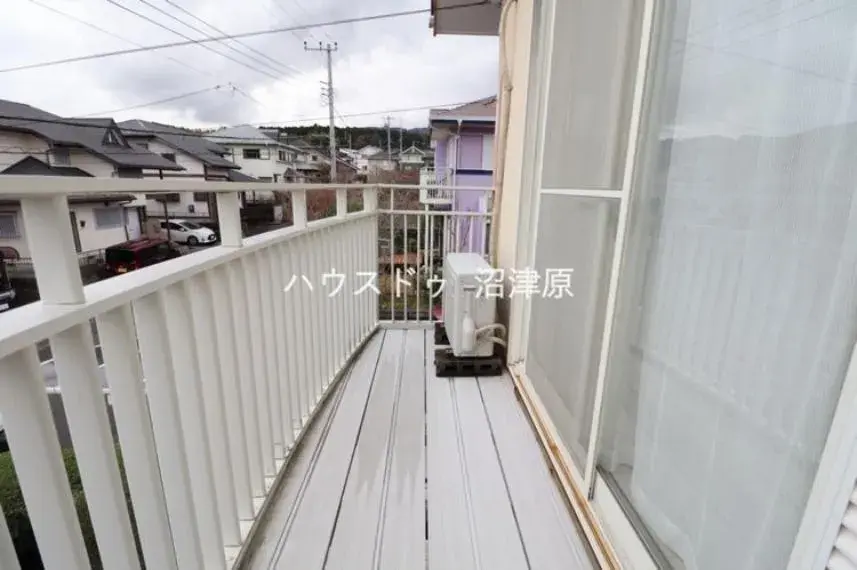 Slide 4