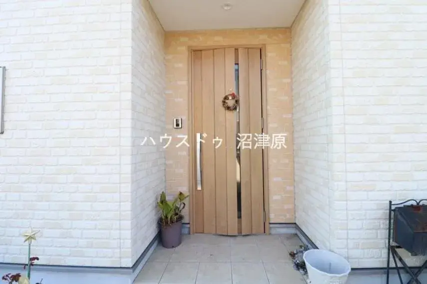 Slide 4