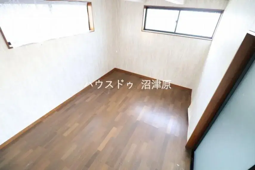 Slide 10