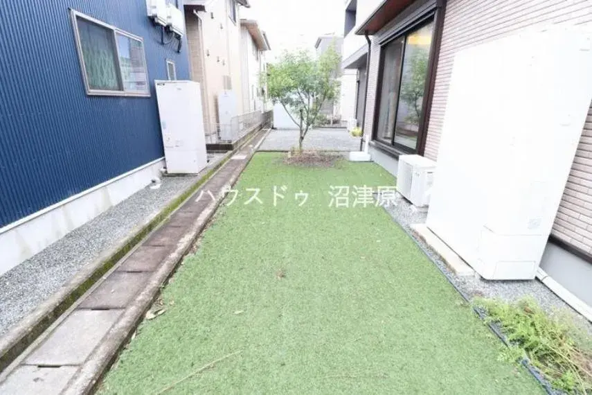 Slide 4