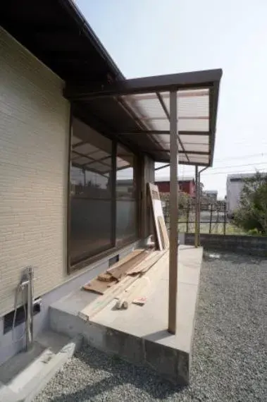Slide 4