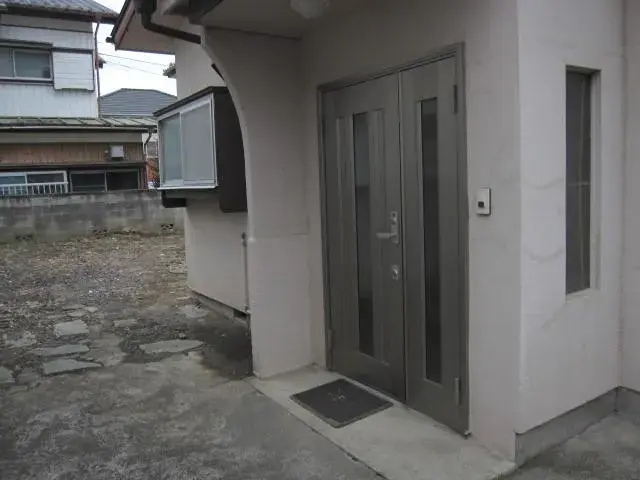 Slide 4