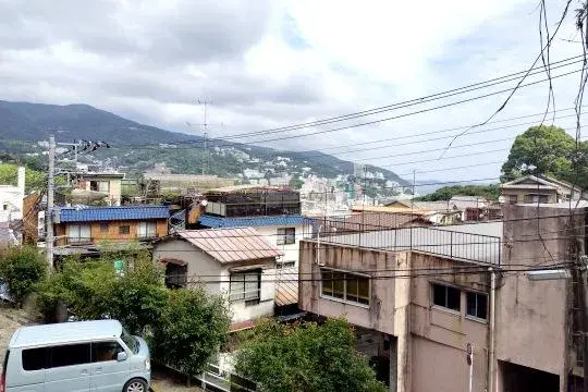 Slide 4