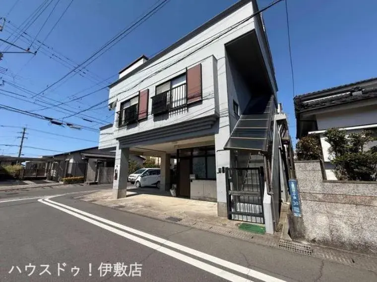 Slide 4
