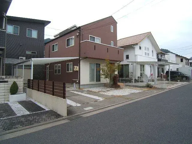 Slide 3