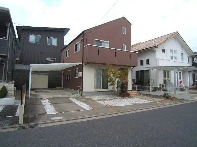 Slide 4