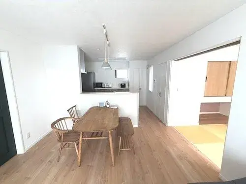 2-story House Hachinohe City Aomori Prefecture (2)