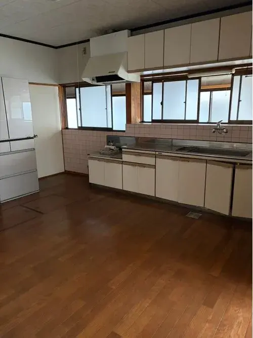 6LDK Property Yurihonjo City Akita Prefecture (8)