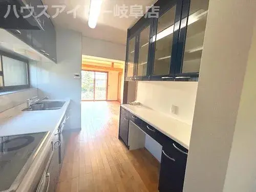 5LDK+S Property Kakamigahara City Gifu Prefecture (15)