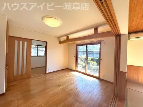 5LDK+S Property Kakamigahara City Gifu Prefecture (8)
