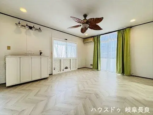 4LDK+S Gifu City Gifu Prefecture (6)