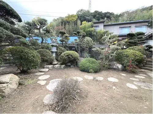 Slide 4