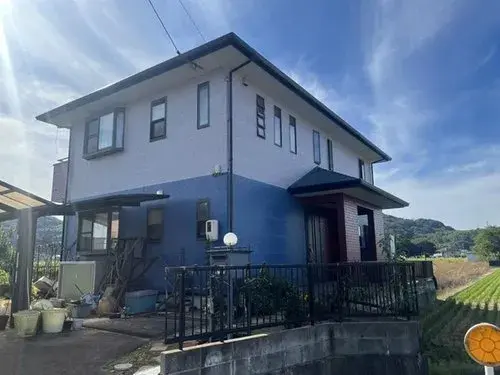 Slide 0