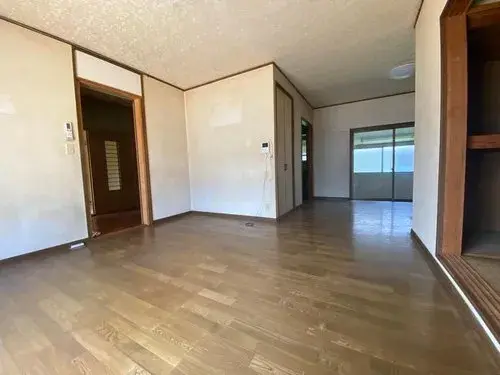 7LDK Property in Takamatsu City, Kagawa Prefecture (8)