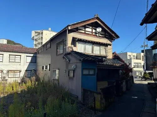 Akiya in 小松市