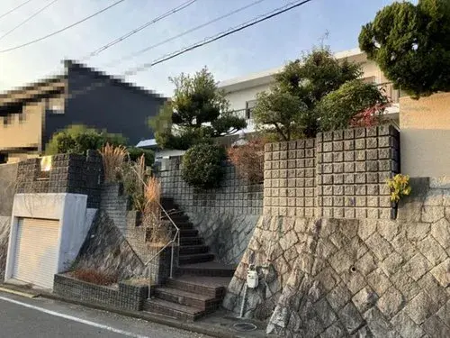 Slide 4