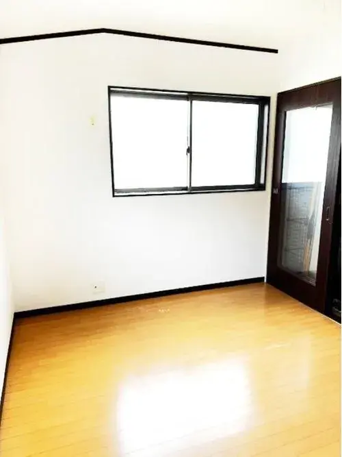Slide 4