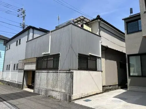 Slide 4