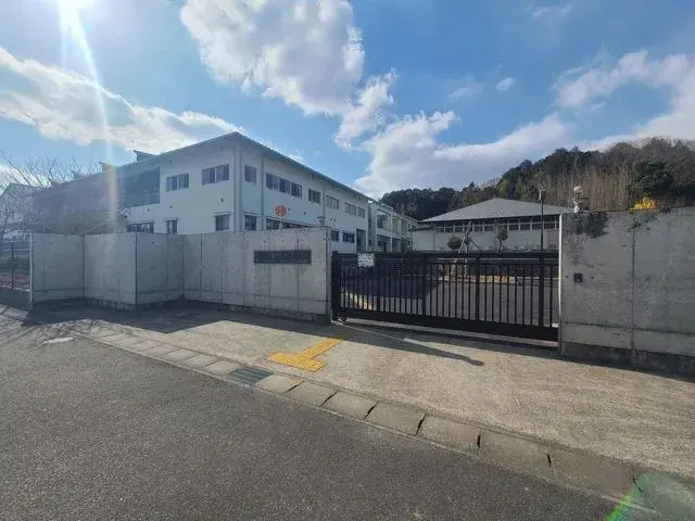 Slide 4