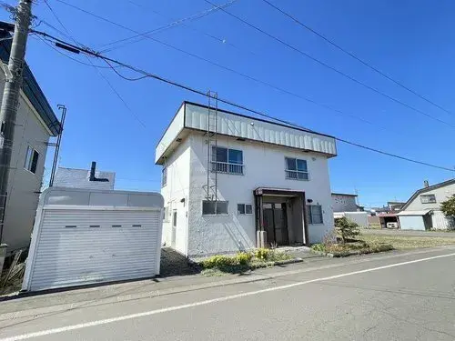Akiya in Iwamizawa