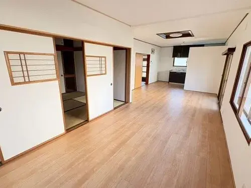 Slide 4