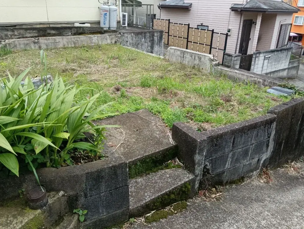 Akiya in 秦野市