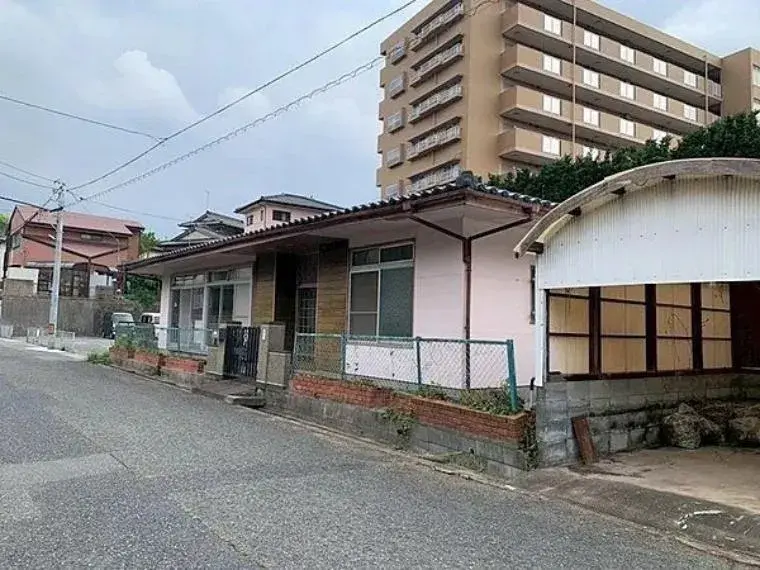 Slide 4