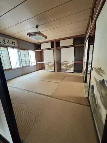 Slide 4