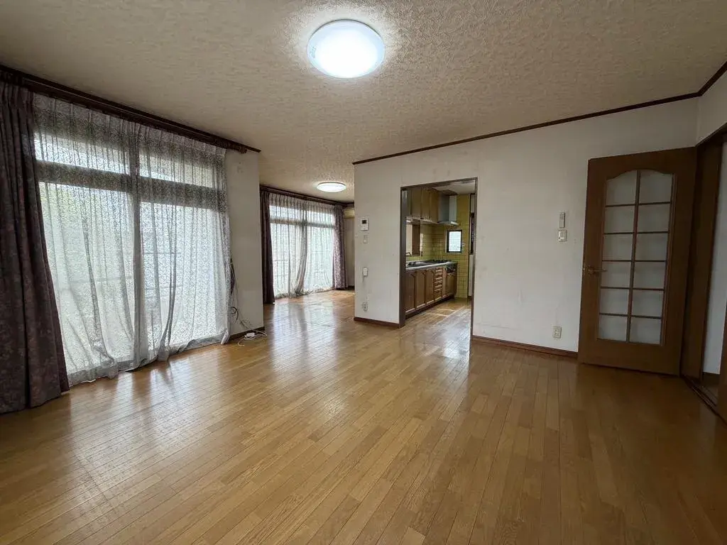 Propiedad 5LDK en la ciudad de Hirakata, Prefectura de Osaka (8)
