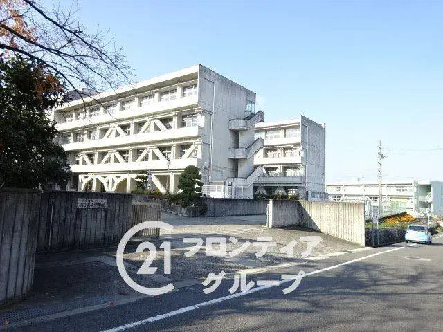 4SLDK
Kitakatsuragi-gun Kawai-cho Préfecture de Nara (3)